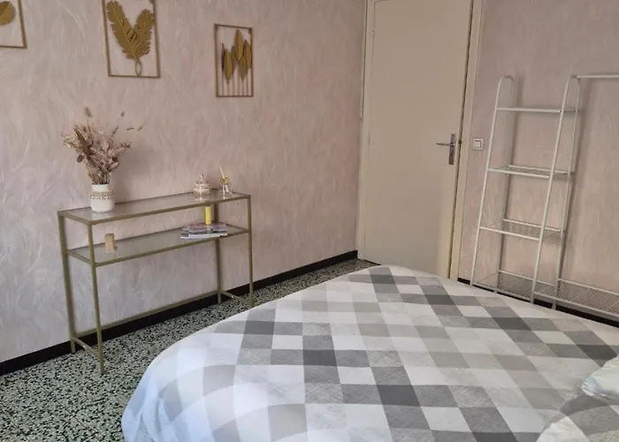 Chez Tite Апартаменты Millas